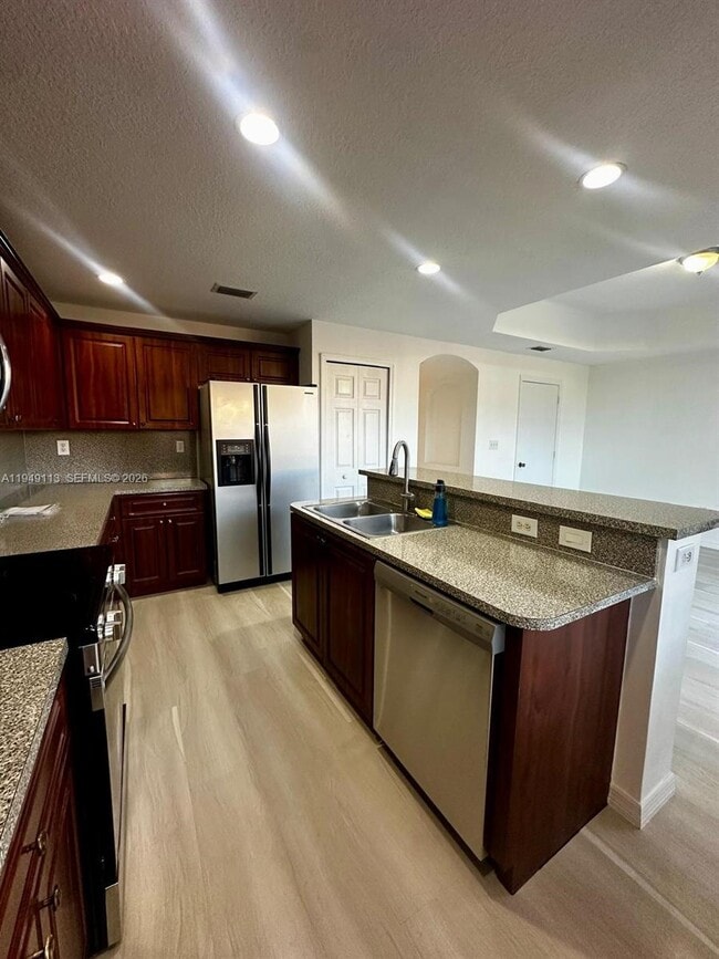 Building Photo - 15205 SW 30th Terrace