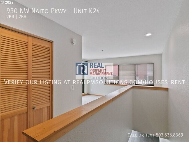 Building Photo - 930 NW Naito Pkwy