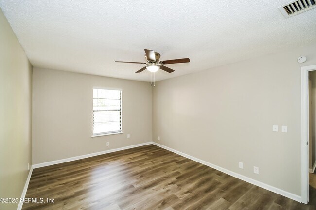 Building Photo - 8219 Crosswind Rd