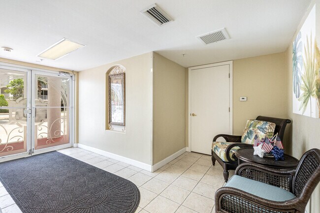 Building Photo - 801 Del Rio Way