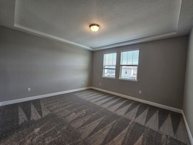 Building Photo - Beautiful and Spacious 3 bedroom 2 bath Townhome With a Split Floor Plan in Winter Garden!