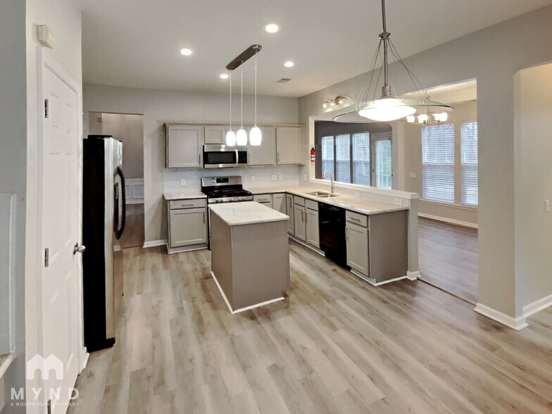 Building Photo - 11216 Cypress View Dr