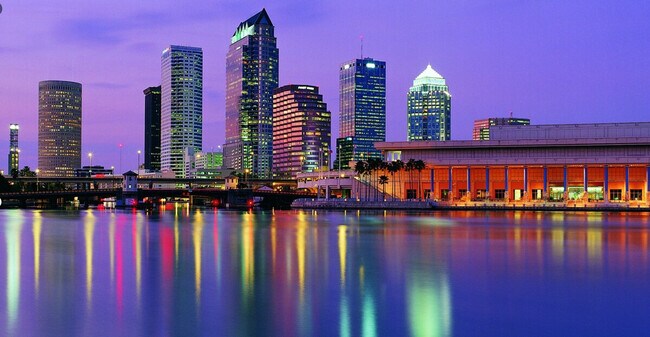 Building Photo - 509 S Willow Ave