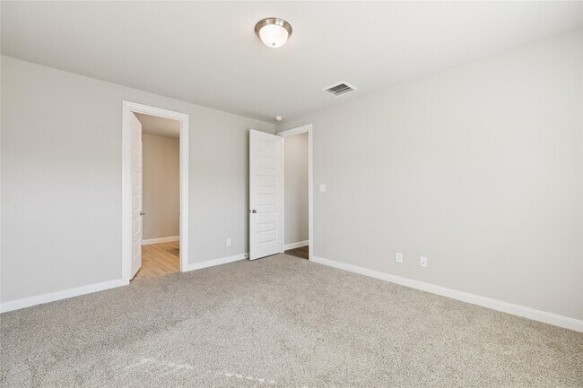 Building Photo - 17706 Rosemary Ln