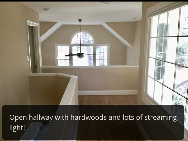 Building Photo - 4108 Landfall Ct