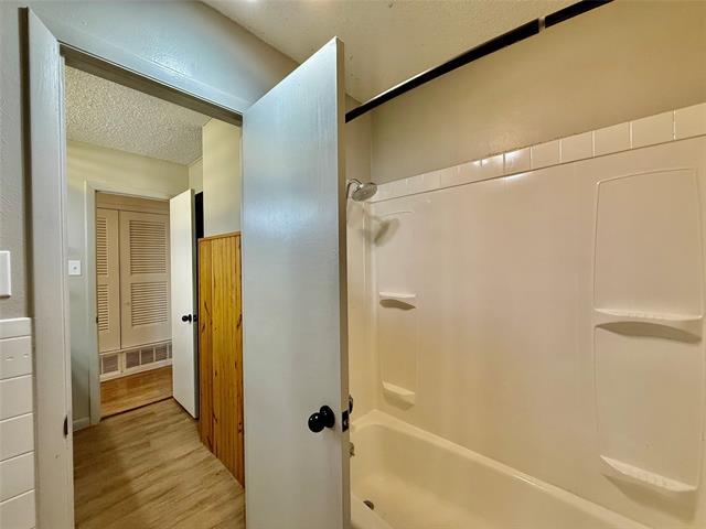 Building Photo - 2000 SE 10th St