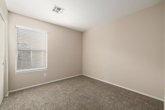 Building Photo - 2205 N 109th Ave