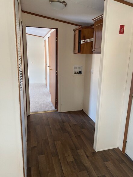 Building Photo - 5 Rocky Wy