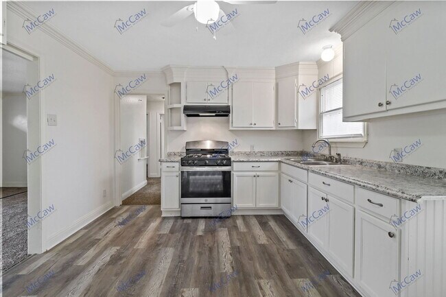 Building Photo - 2802 Materhorn Dr