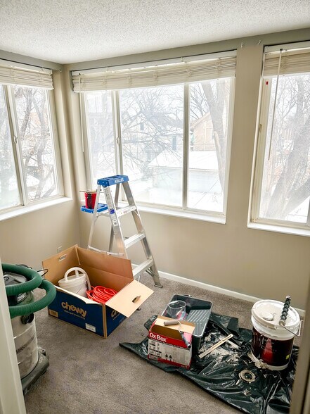 Bonus Room/Den (Renovations IP*) - 3517 1st Ave S