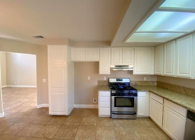 Building Photo - Wolf Valley Estates - Pool and Spa - Pets ...