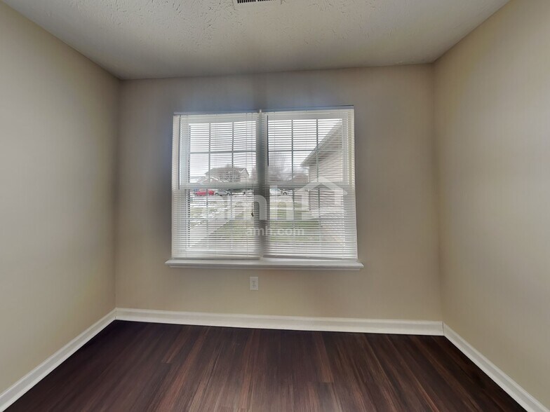 Building Photo - 7276 Burlat Ln