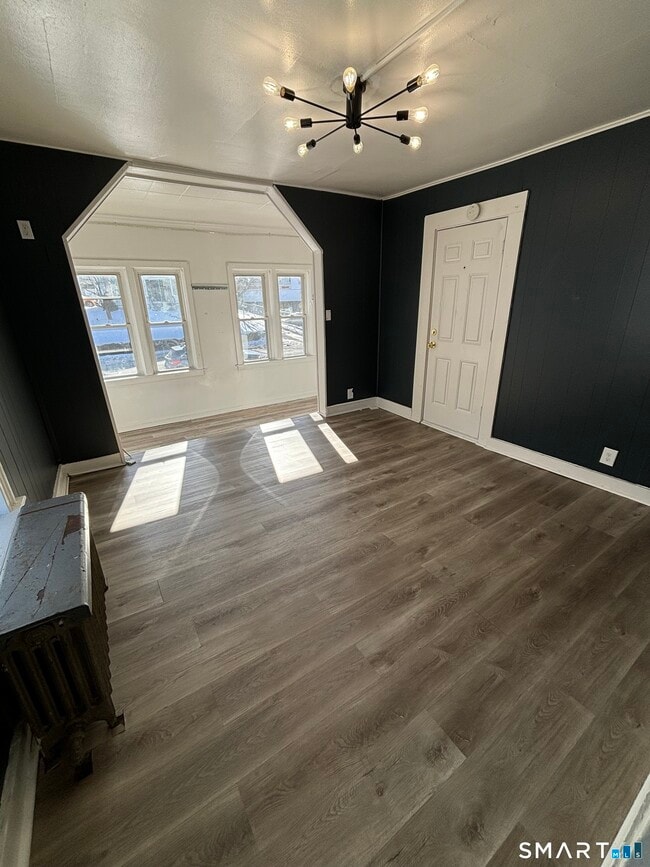 Building Photo - 126 Main St