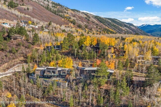 Building Photo - 191 Skimming Ln