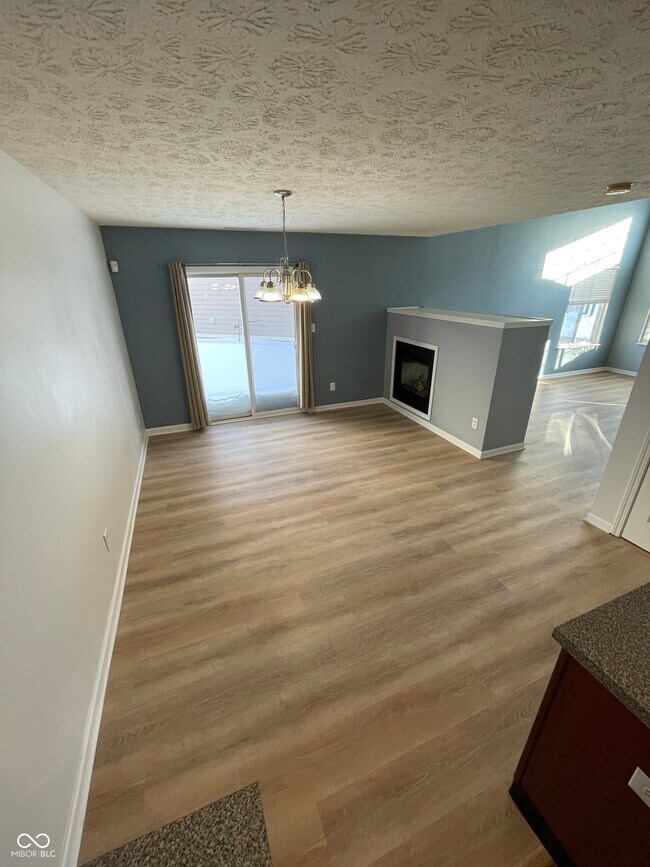 Building Photo - 612 Scotch Pine Dr