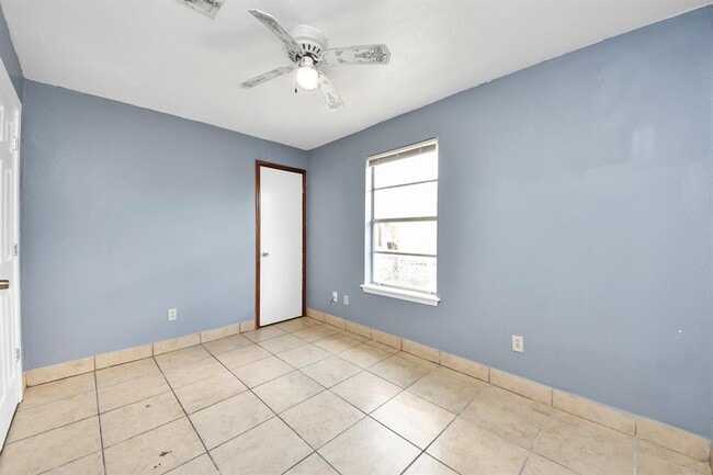 Building Photo - 13710 Brownsville St
