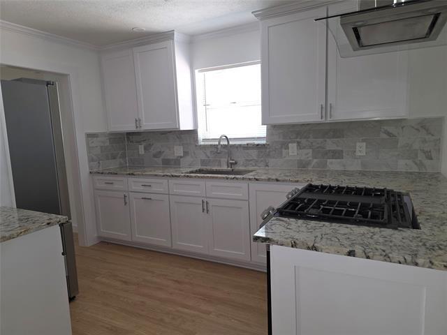 Building Photo - 272 Palomino Dr