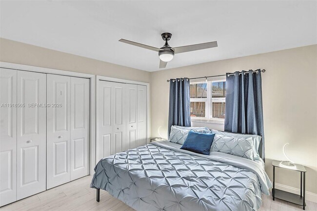 Building Photo - 2191 SW 27th Ln