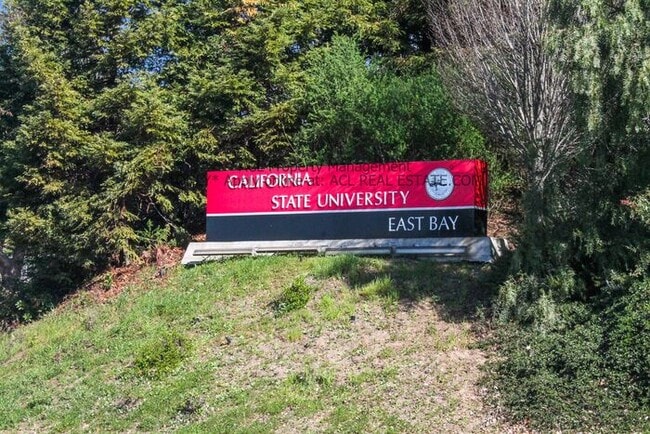 Building Photo - Newly Built, Never Lived in 2bed 1 bath Unit For Rent