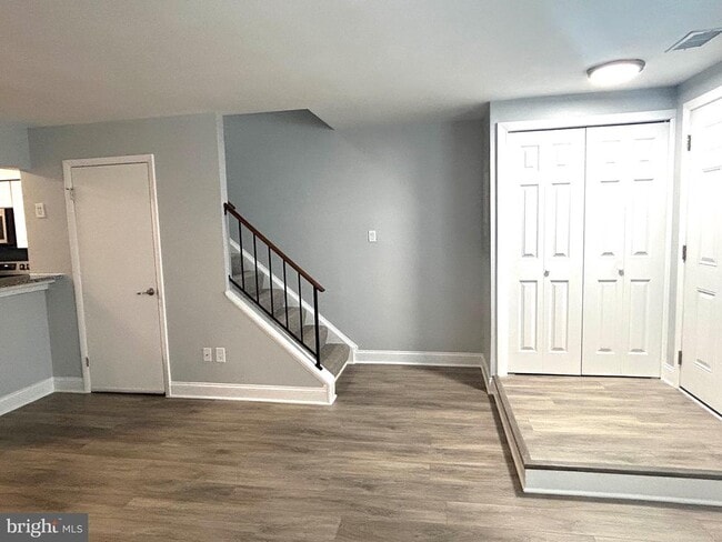 Building Photo - 3045 Piano Ln
