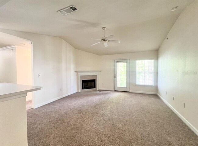 Building Photo - 18469 Bridle Club Dr
