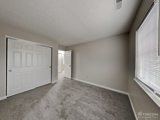 Building Photo - 557 Cembra Dr