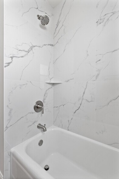 Building Photo - 5408 W George St