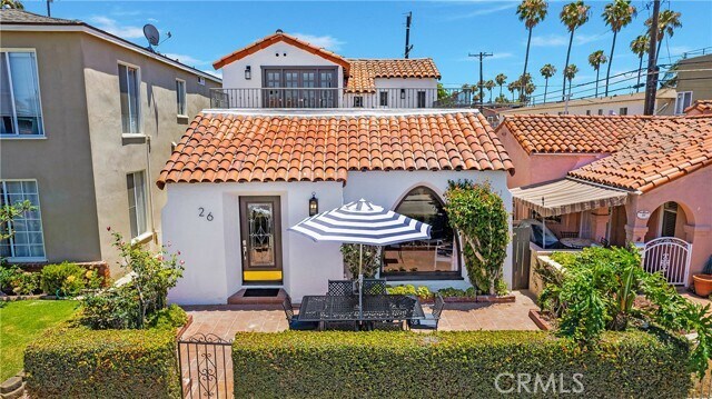 Building Photo - 26 La Verne Ave