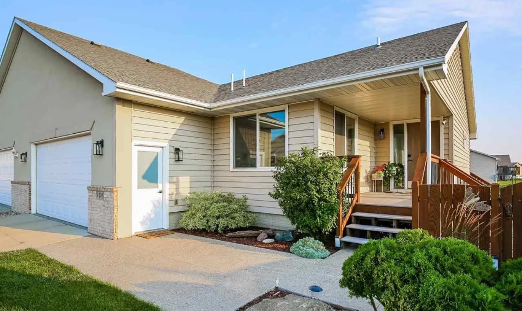 Building Photo - 3436 W 84th Pl