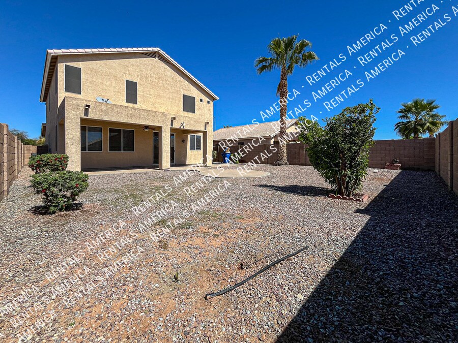 Building Photo - 9765 E Knowles Ave