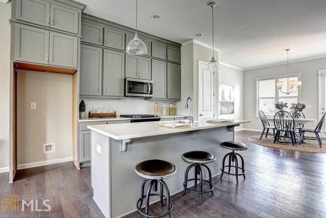 Building Photo - 10120 Windalier Way