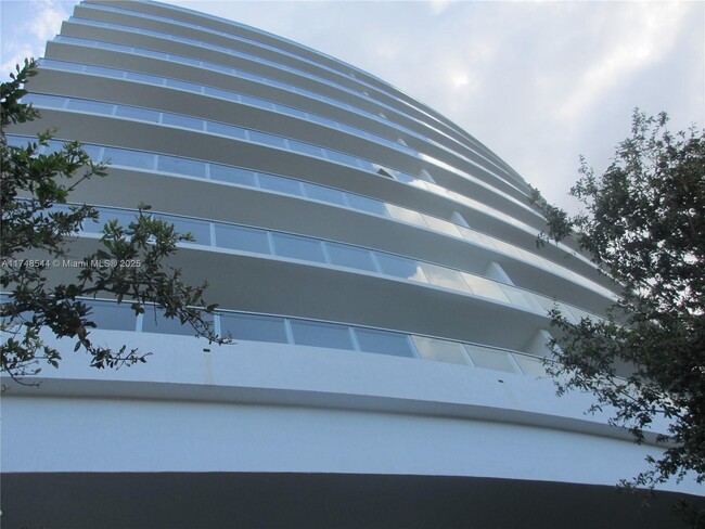 Building Photo - 4250 Biscayne Blvd