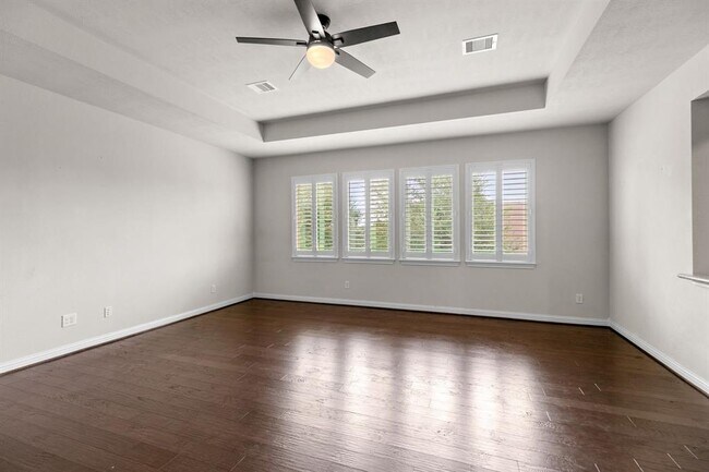 Building Photo - 18900 N Bee Cave Springs Cir