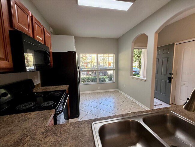 Building Photo - 1040 Sleepy Oak Dr