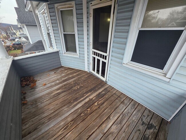 Building Photo - 29 Marshall St