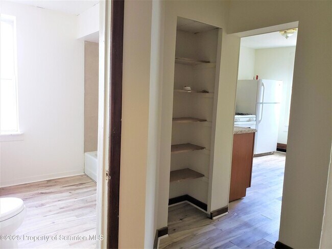 Building Photo - 513 Washington Ave