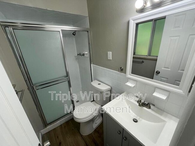 Building Photo - 2022 Northaire Ln