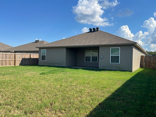Building Photo - 103 JO Pk Ln