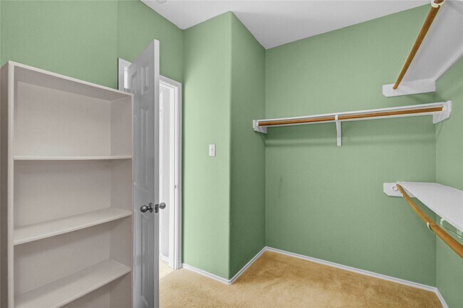 Building Photo - 1403 Lochstone Dr