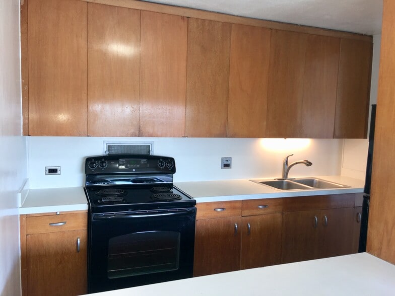 Building Photo - 1511 Nuuanu Ave