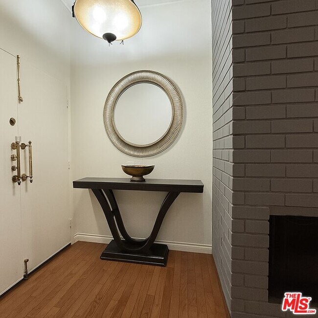 Building Photo - 5310 Lindley Ave