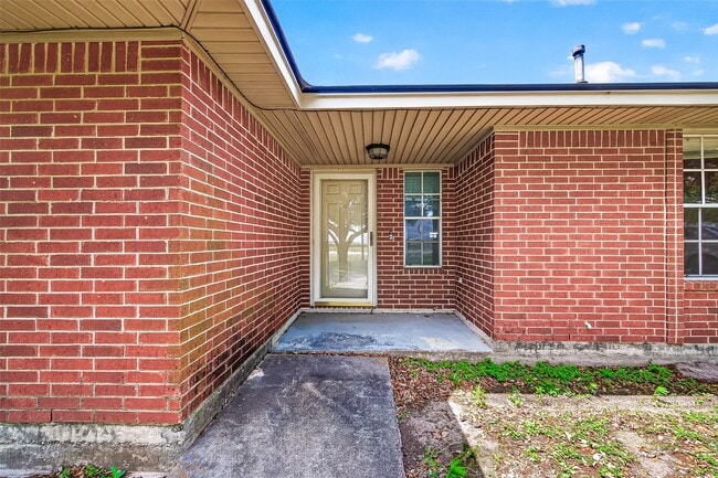 Building Photo - 5120 Williams School Rd