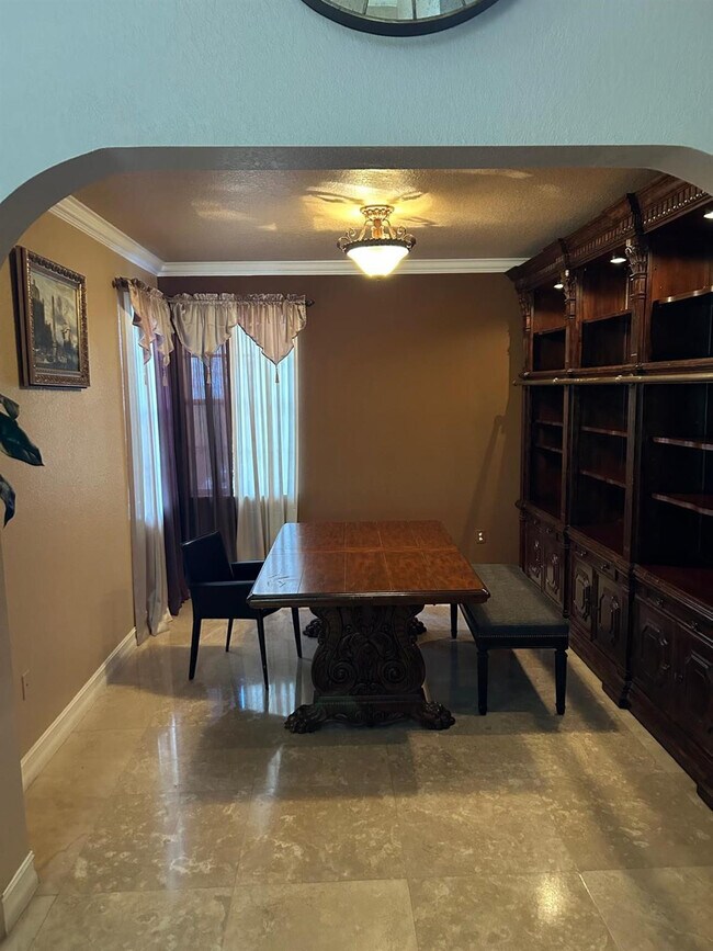 Building Photo - 13118 SW 45th Dr