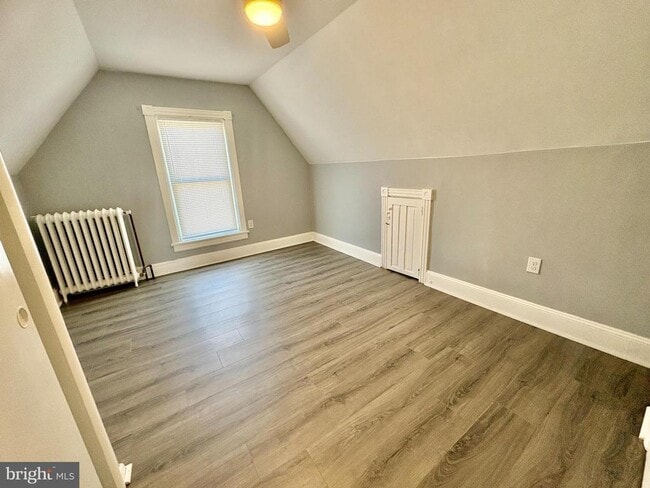 Building Photo - 735 Morgan Ave