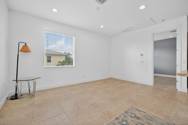 Building Photo - 4029 Faraday Wy