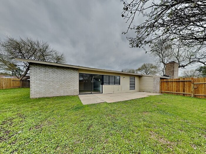Building Photo - 3926 Broken Elm Dr