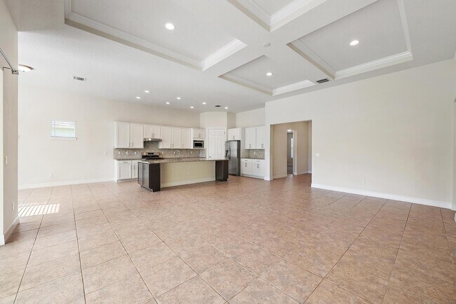 Building Photo - 127 Shores Pointe Dr