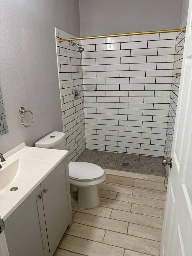 Building Photo - 2812 N 75th St