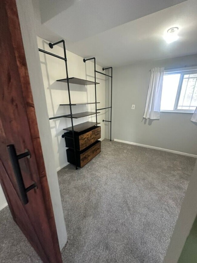 Building Photo - 7370 Sugarloaf Terrace