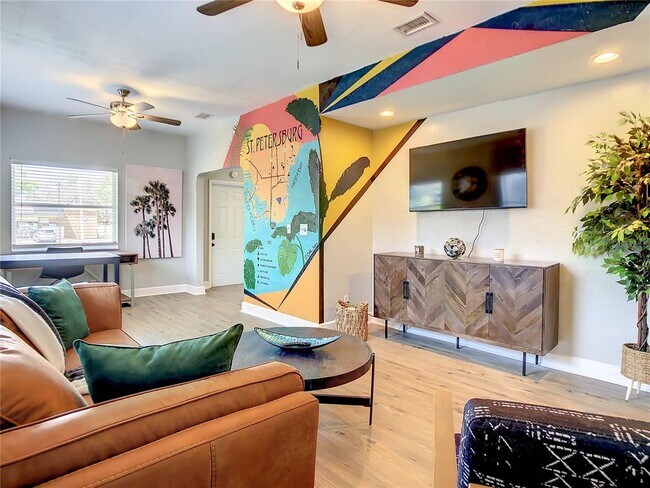 Building Photo - 2121 Dr M.L.K. Jr St N